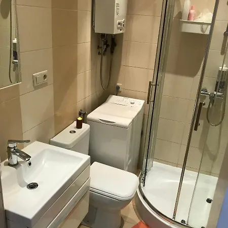 Mango Grochowska-tanie Pokoje W Apartamencie-samodzielne Zameldowanie-self Check In Homestay *